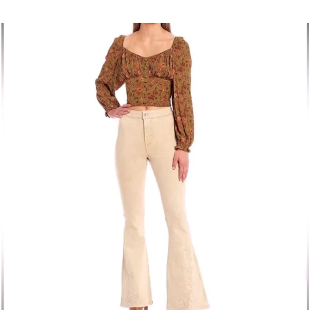 Chelsea & Violet Bell Bottom Tan Size 26